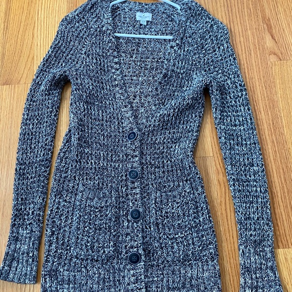 American Eagle Chunky Waffle Knit Cardigan - Picture 8 of 9